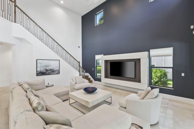 7406 NW 27th Avenue, Boca Raton, FL 33496