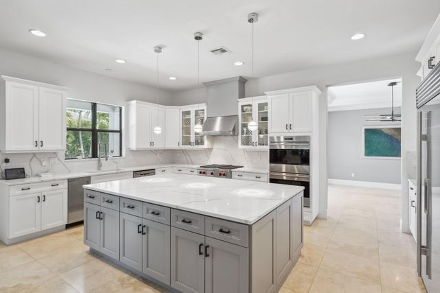 7406 NW 27th Avenue, Boca Raton, FL 33496