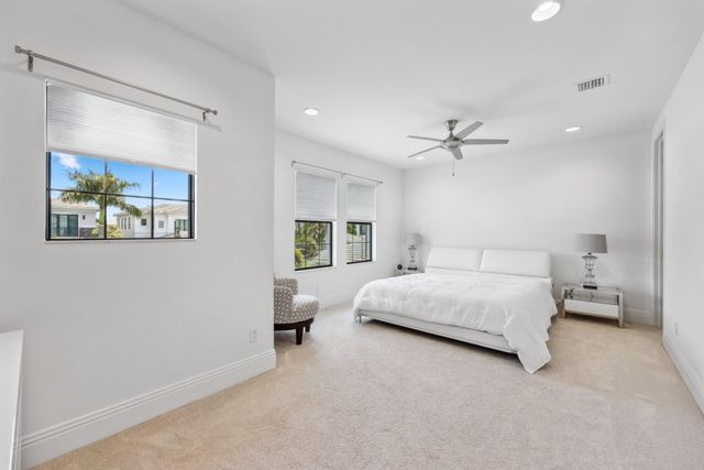 7406 NW 27th Avenue, Boca Raton, FL 33496