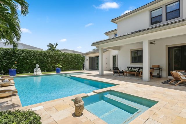 7406 NW 27th Avenue, Boca Raton, FL 33496