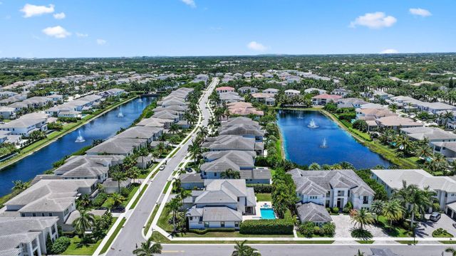 7406 NW 27th Avenue, Boca Raton, FL 33496