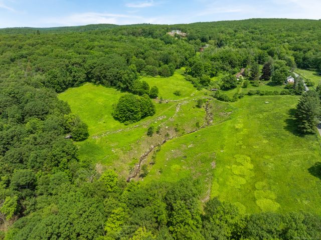 132 Curtiss Road, Warren, CT 06777