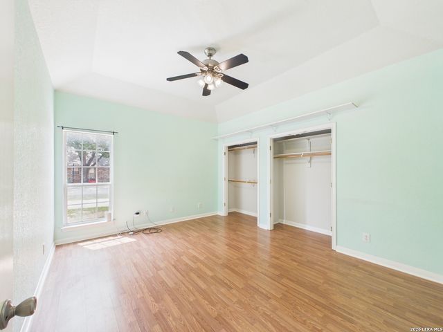108 DEER RDG, La Vernia, TX 78121