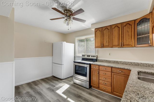 7972 Ziegler Street, Taylor, MI 48180