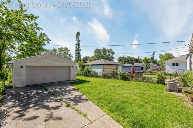 7972 Ziegler Street, Taylor, MI 48180