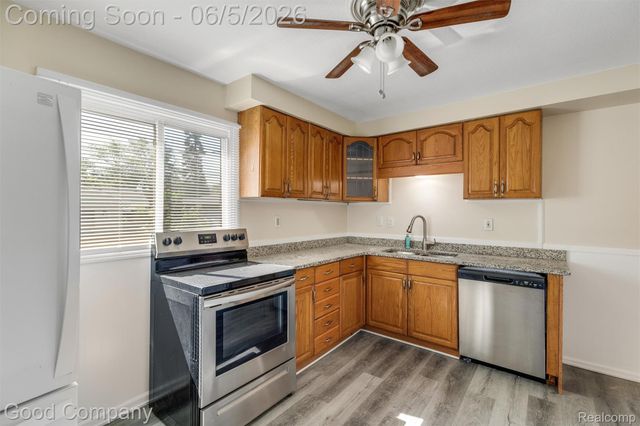 7972 Ziegler Street, Taylor, MI 48180