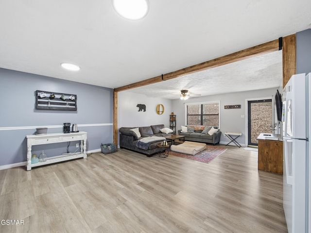 521 Sourdough Hollow Road, Kodak, TN 37764