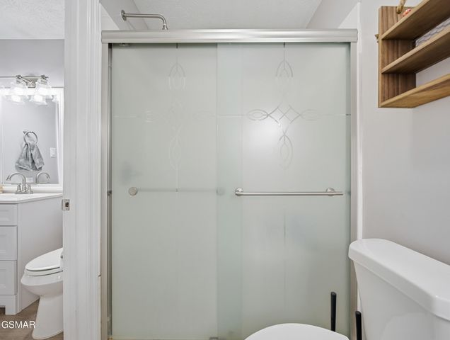 521 Sourdough Hollow Road, Kodak, TN 37764