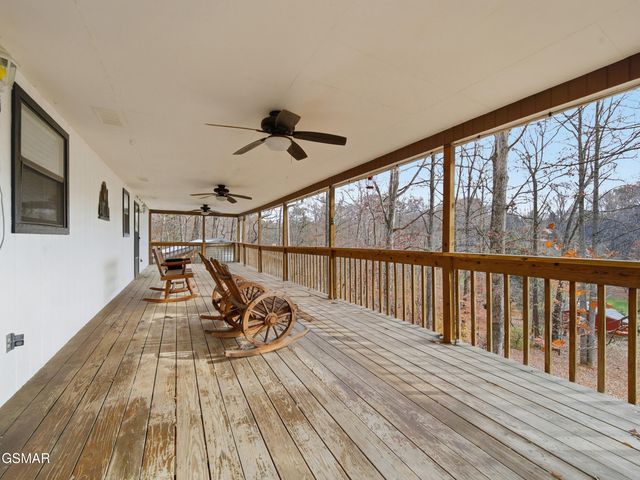 521 Sourdough Hollow Road, Kodak, TN 37764