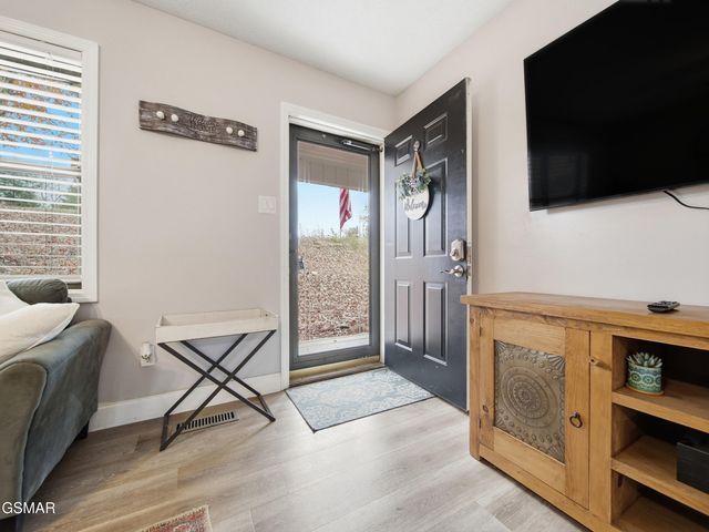 521 Sourdough Hollow Road, Kodak, TN 37764