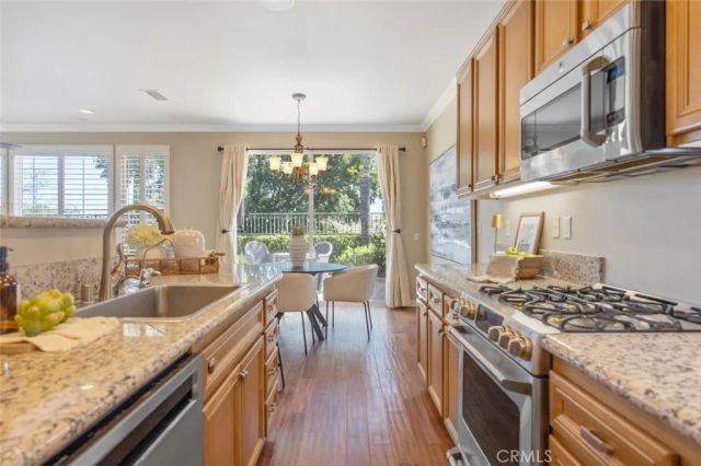 26720 Via Colina, Valencia, CA 91381
