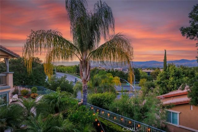 26720 Via Colina, Valencia, CA 91381