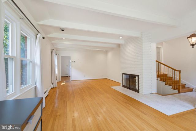 2244 PROVIDENCE ST, Falls Church, VA 22043