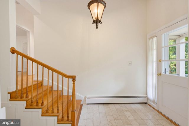 2244 PROVIDENCE ST, Falls Church, VA 22043