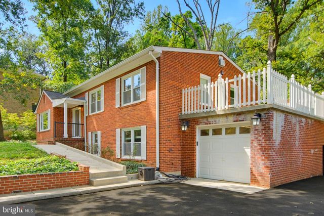2244 PROVIDENCE ST, Falls Church, VA 22043