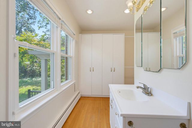 2244 PROVIDENCE ST, Falls Church, VA 22043