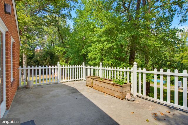 2244 PROVIDENCE ST, Falls Church, VA 22043
