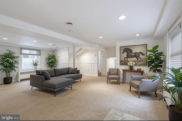 2244 PROVIDENCE ST, Falls Church, VA 22043