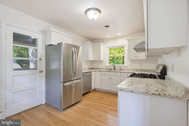 2244 PROVIDENCE ST, Falls Church, VA 22043
