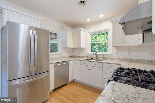 2244 PROVIDENCE ST, Falls Church, VA 22043