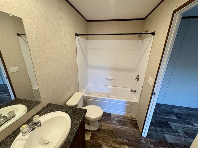 10064 Brabec Road, Dardanelle, AR 72834