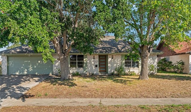 5602 Fresno Dr, Corpus Christi, TX 78411