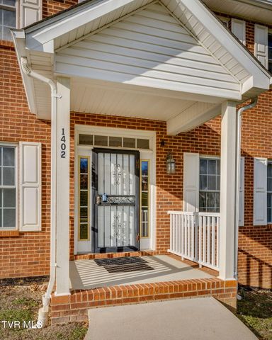 1402 Lake Ridge Square, Johnson City, TN 37601