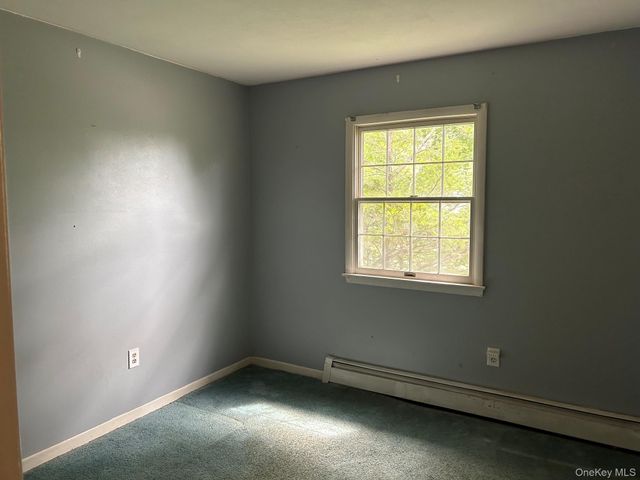 6 Pembroke Road, Washingtonville, NY 10992