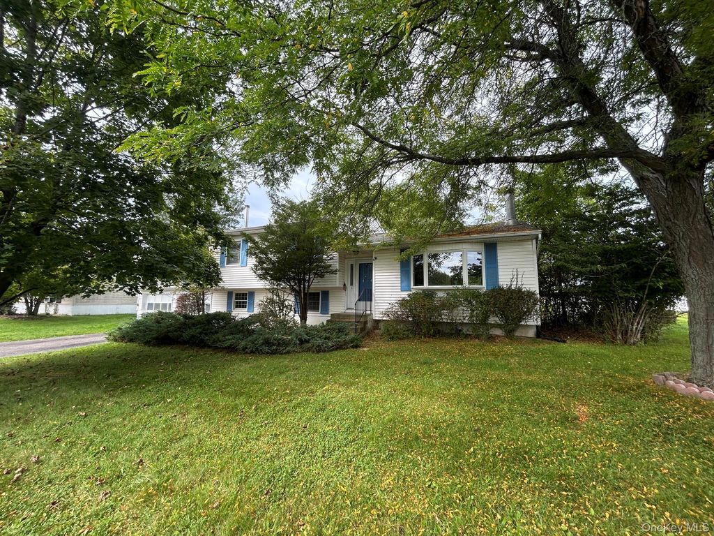 6 Pembroke Road, Washingtonville, NY 10992 — photo 2