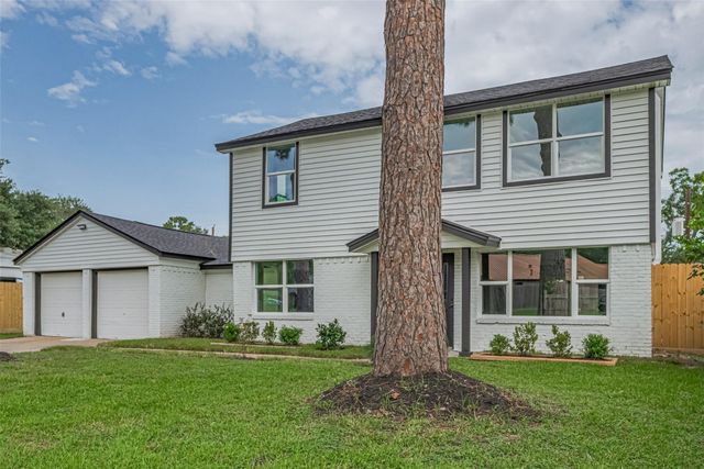 1985 Sherwood Forest Street, Houston, TX 77043