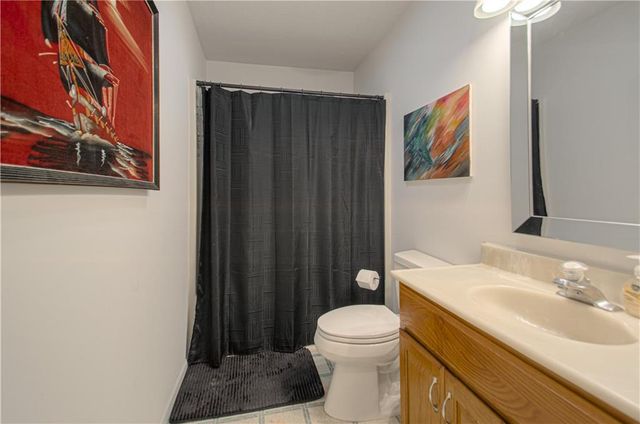 304 Zoe Street, Buckner, MO 64016