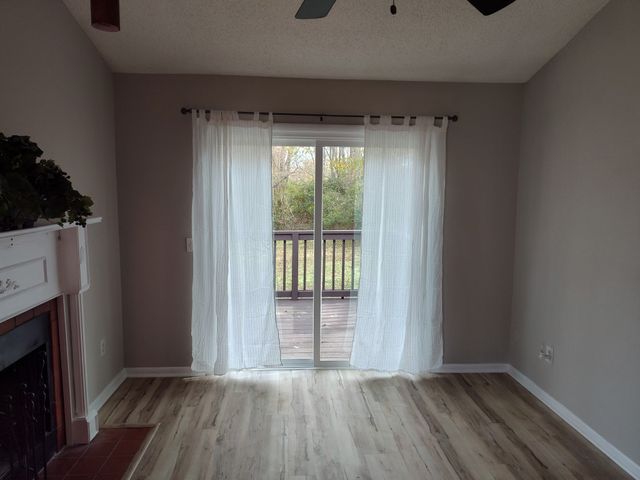 4610 Woodside Dr, Old Hickory, TN 37138