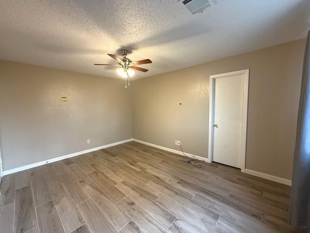 15934 Blueridge Road, Houston, TX 77489