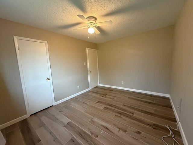 15934 Blueridge Road, Houston, TX 77489