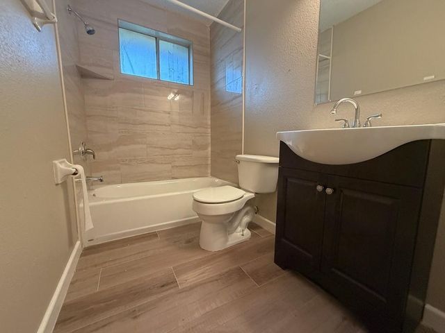 15934 Blueridge Road, Houston, TX 77489