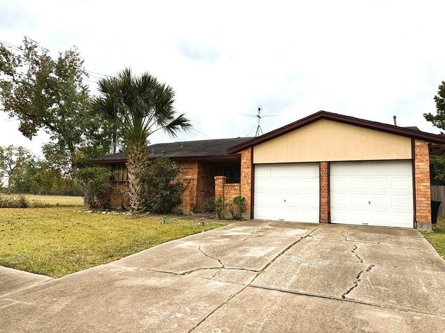 15934 Blueridge Road, Houston, TX 77489