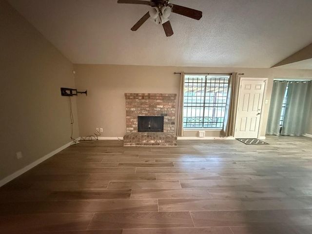 15934 Blueridge Road, Houston, TX 77489