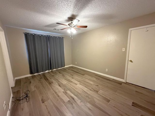 15934 Blueridge Road, Houston, TX 77489