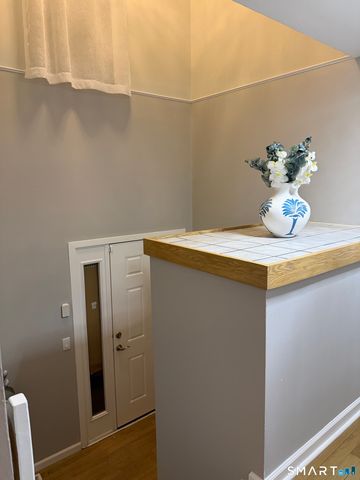 43 Sunridge Lane 43, Cromwell, CT 06416