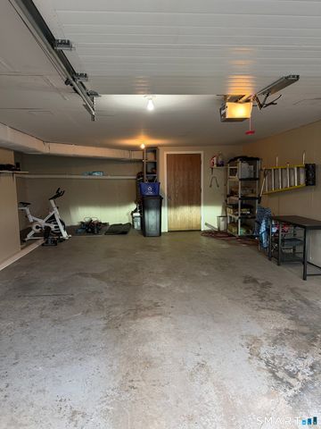 43 Sunridge Lane 43, Cromwell, CT 06416