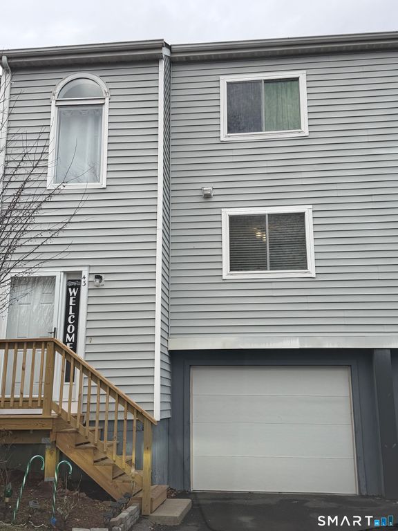 43 Sunridge Lane 43, Cromwell, CT 06416