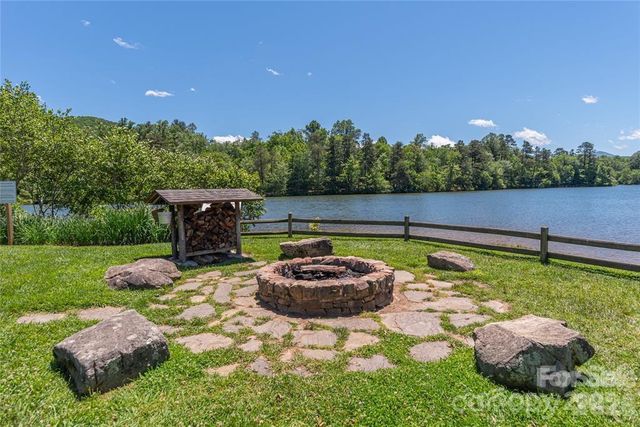 22 Sparkle Dun Drive, Biltmore Lake, NC 28715