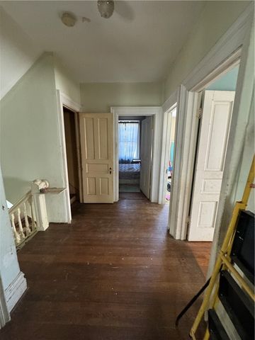 544 E 2nd Ave, Tarentum, PA 15084