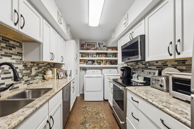 444 N Post Oak Lane, Houston, TX 77024