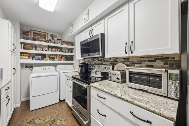444 N Post Oak Lane, Houston, TX 77024