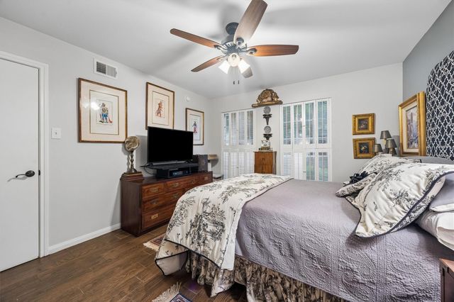 444 N Post Oak Lane, Houston, TX 77024