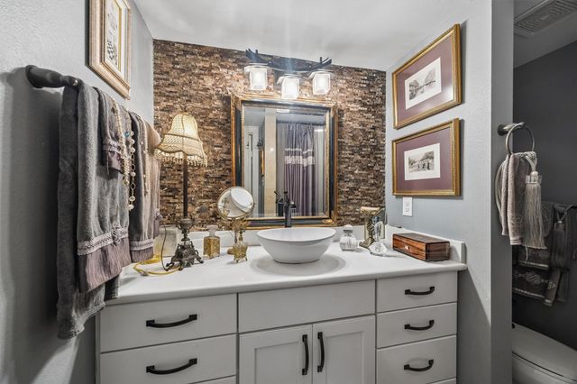 444 N Post Oak Lane, Houston, TX 77024