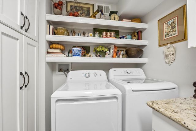 444 N Post Oak Lane, Houston, TX 77024