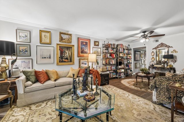 444 N Post Oak Lane, Houston, TX 77024