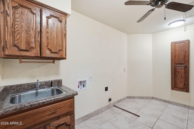 602 E CARVER Road, Tempe, AZ 85284